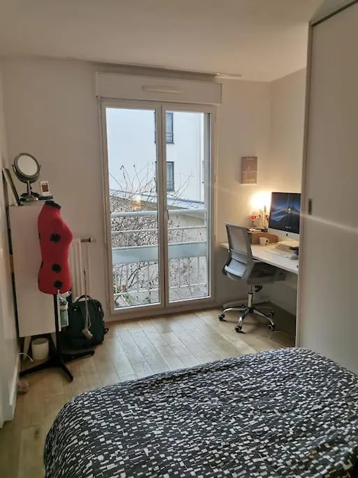 Apartment Superbe Appartement Calme A Republique Paris France