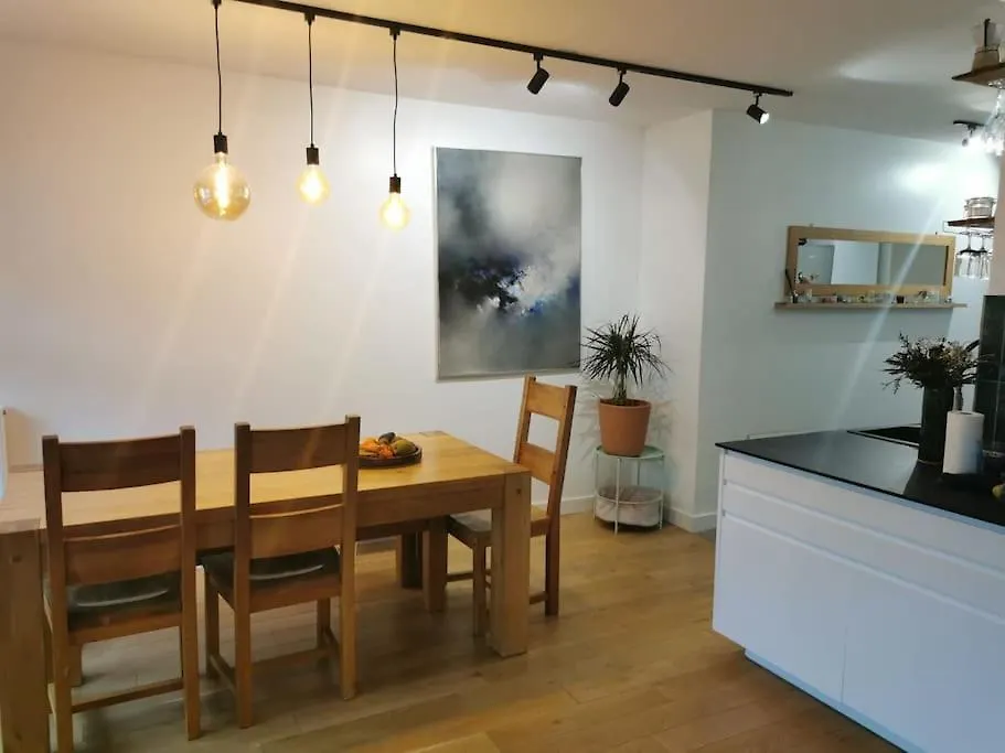Superbe Appartement Calme A Republique Paris Apartment