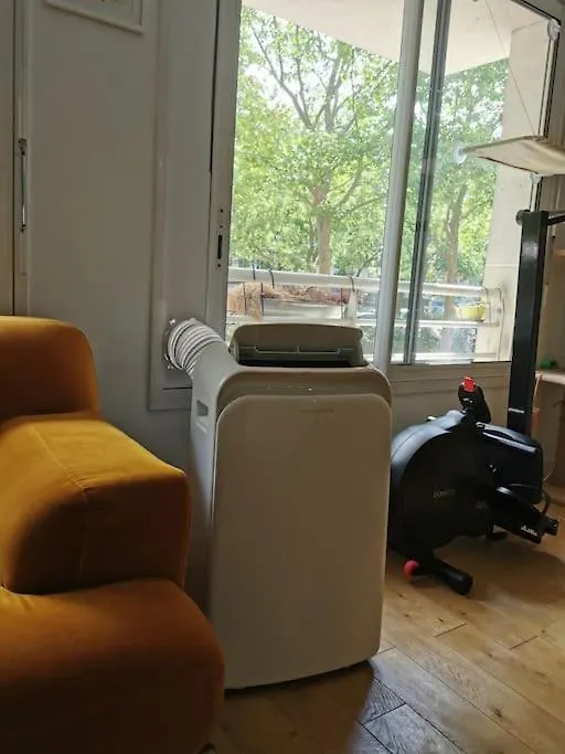 Apartment Superbe Appartement Calme A Republique Paris